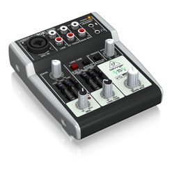 Микшерный пульт Behringer Xenyx 302USB