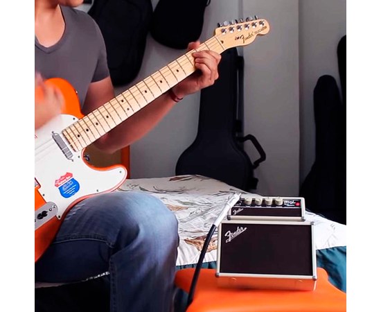 Мини комбоусилитель для электрогитары Fender Mini Tonemaster® Amplifier Tan/Brown, изображение 4