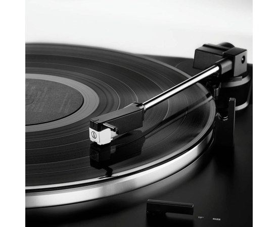 Виниловый проигрыватель Audio-Technica AT-LP60XBTBK, изображение 4